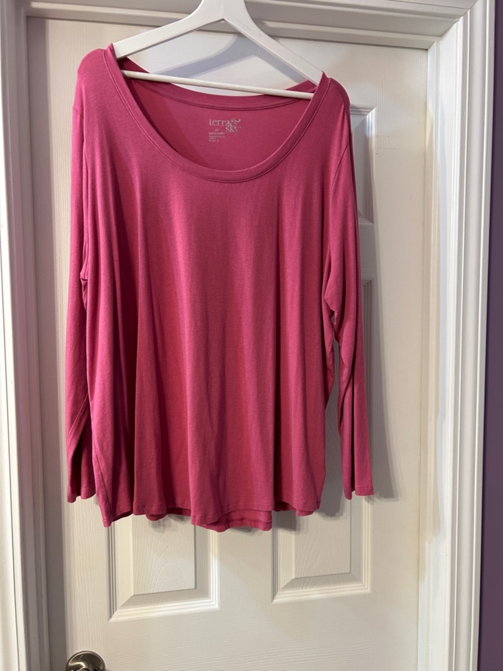 Terra & Sky Scoop Neck Long-Sleeve Top in Rose Pink